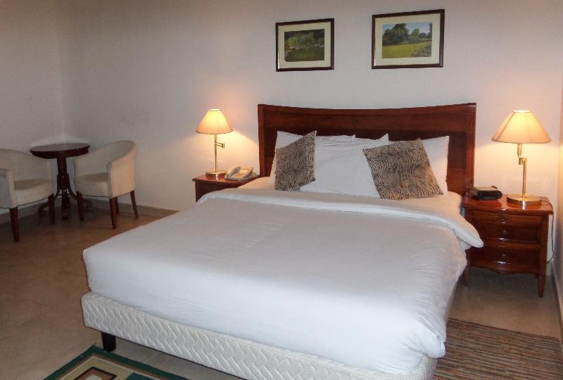 Three Arms Hotel Лагос Экстерьер фото