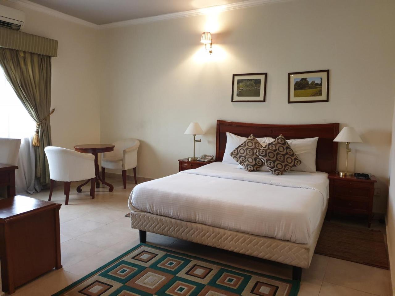 Three Arms Hotel Лагос Экстерьер фото